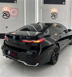 بي ام دبليو الفئة 7